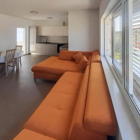 Cdi130 Сasa de vacaciones Ražanac